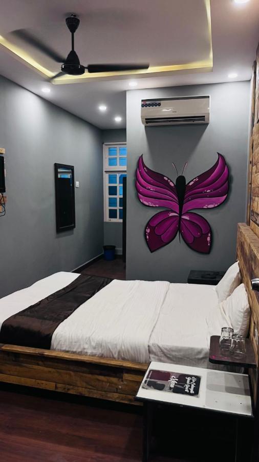 Fabexpress Neo Calangute Beach Resort Buitenkant foto